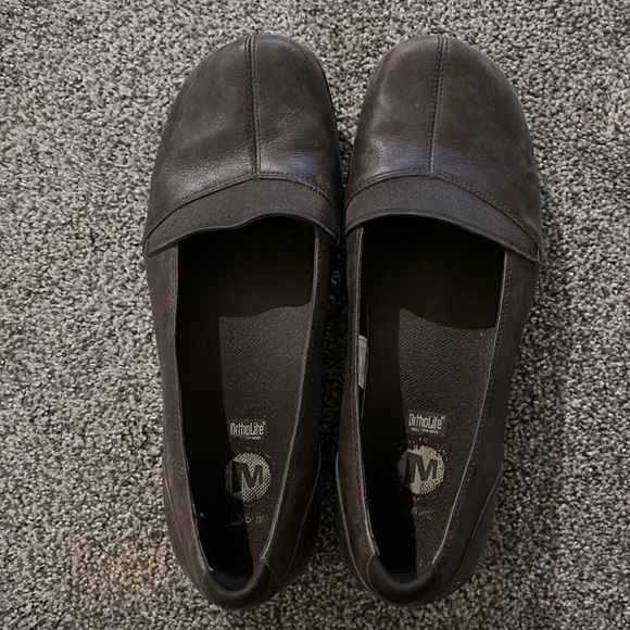 Women’s dress shoe - Picture 1 of 4